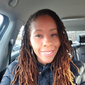 Meet your Posher, Chanel